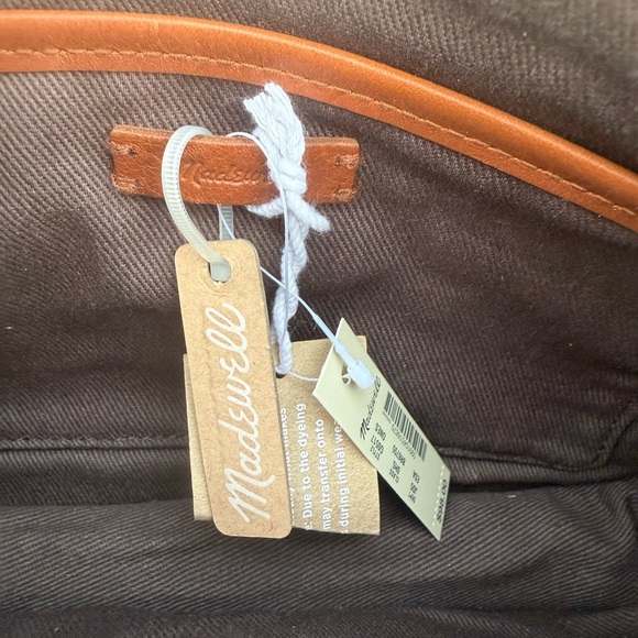 Madewell The Simple Leather Crossbody Bag - Picture 13 of 16